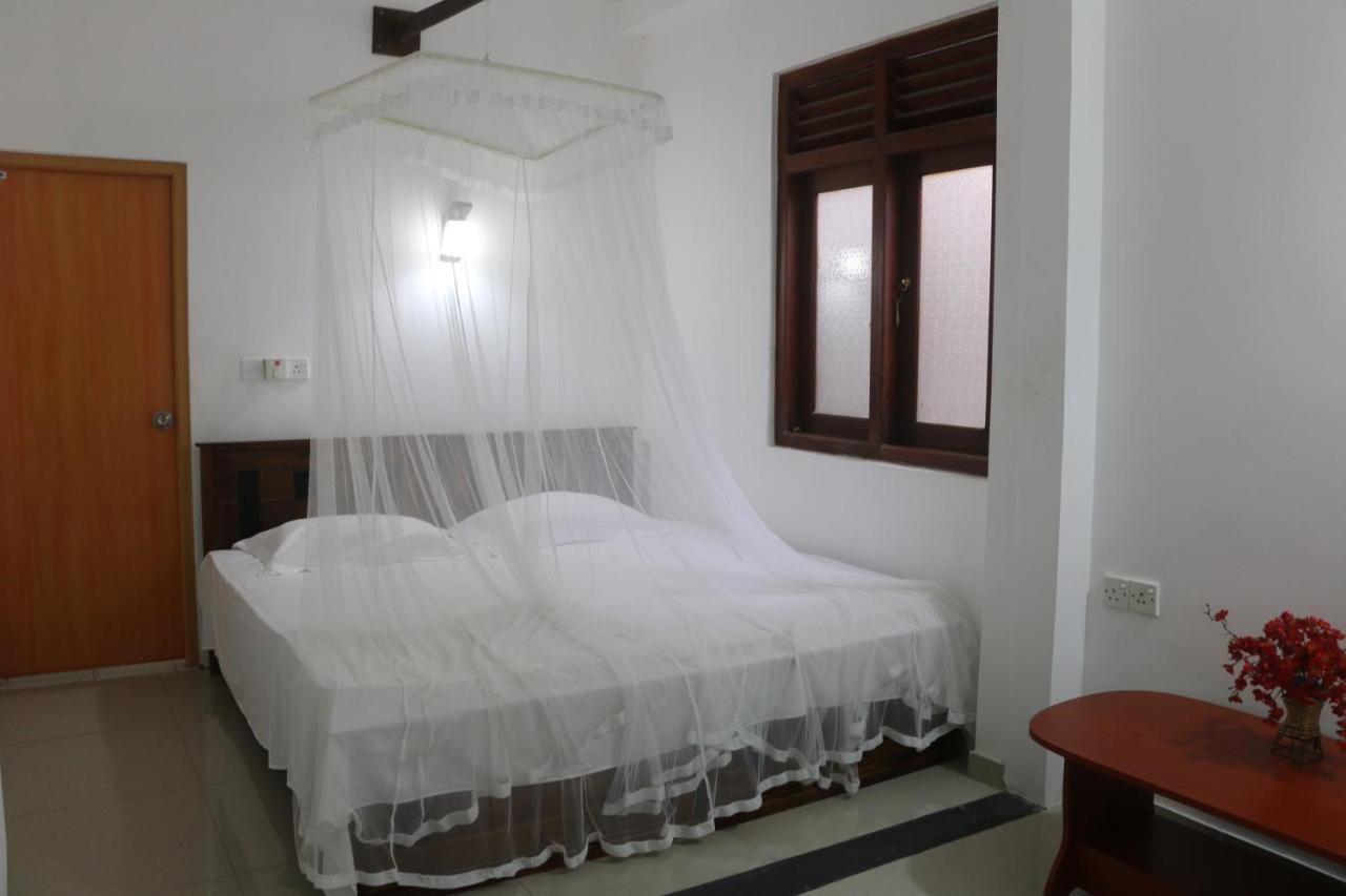 A.V.N Homestay Unawatuna Exterior foto